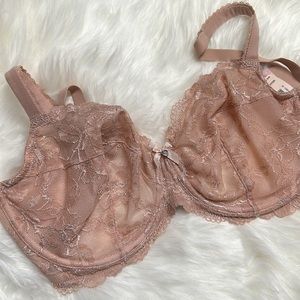 Victoria’s Secret Unlined Demi bra